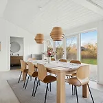 Bright With Sunny Terrace Feriehus Bøtø By
